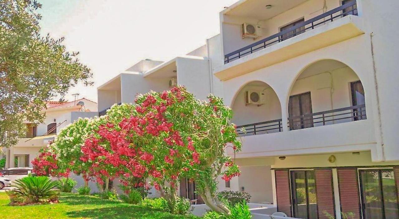 Debbi Appartments And Hotel Ialysos  Exterior photo
